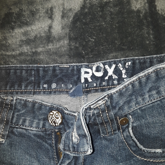 shorts - Picture 2 of 6